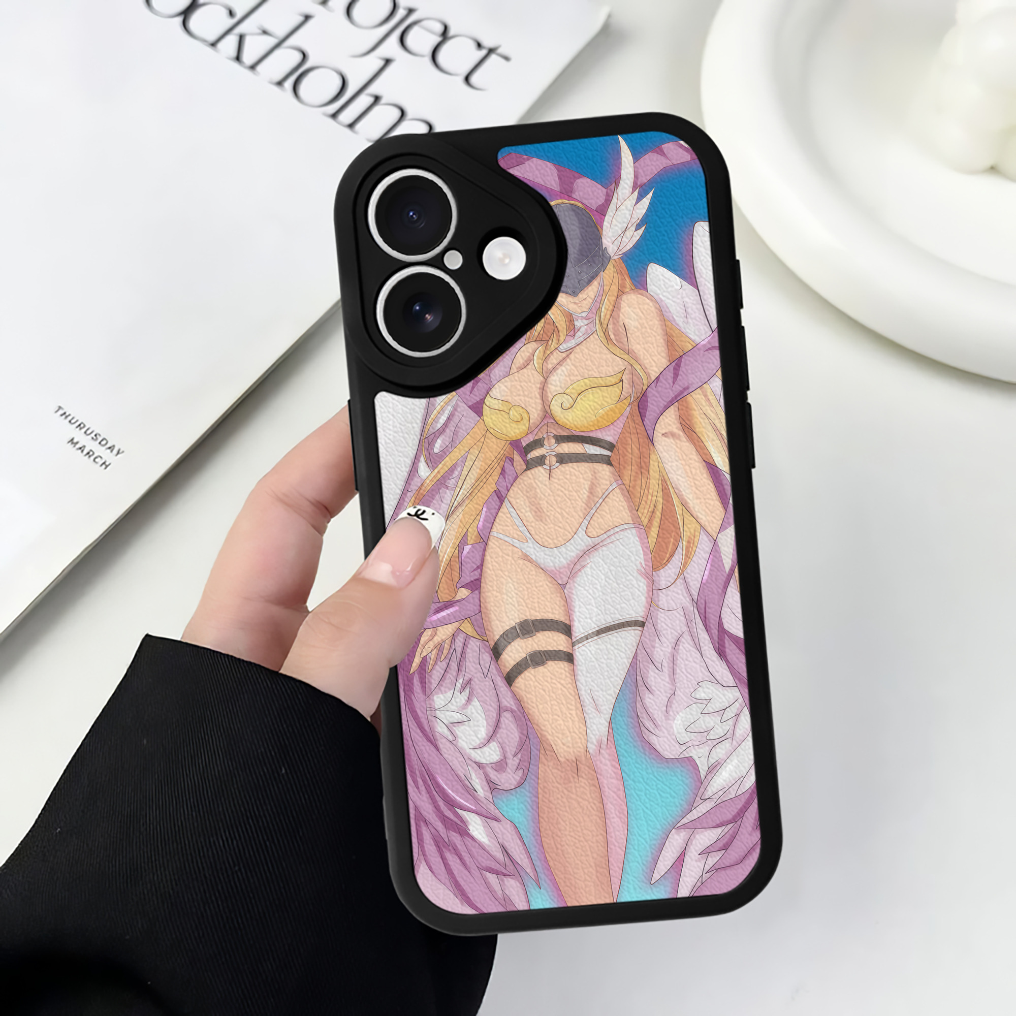 （画像用） Digimon デジタルモンスター/デジモン 【iPhone 16シリーズ対応】シリコンスマホケース（レザー調） 材質：シリコン